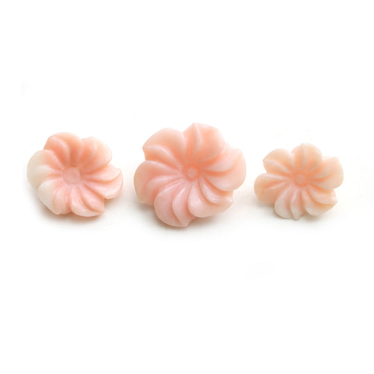 ピンクオパールフラワー彫刻ルースジェムストーン、18x22 mmから23x28 mm、ピンクオパールジュエリーメイキングジェムストーン、3個セット