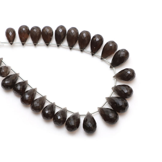 サフォーダイト ファセット ドロップ ビーズ、8x13 mm ～ 11x18 mm、サフォーダイト ジュエリーメイキング ビーズ、8.5 インチ フル ストランド、1 ストランドあたりの価格