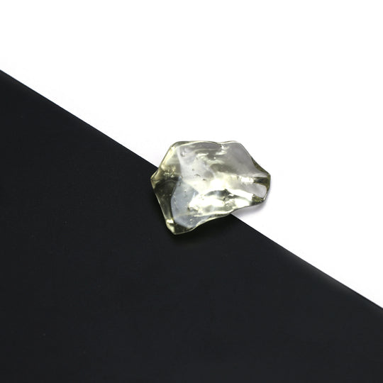 Natural Libyan Desert Glass Smooth Organic Shape Loose Gemstone, 22x30 mm, Libyan Glass Organic Shape Jewelry Making Gemstone, 1 Piece