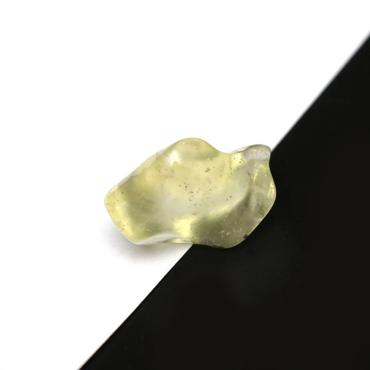 Natural Libyan Desert Glass Smooth Organic Shape Loose Gemstone, 14x26 mm, Libyan Glass Organic Shape Jewelry Making Gemstone, 1 Piece