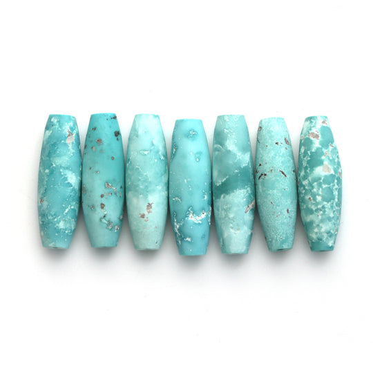 ターコイズ マット仕上げ バレル ルース ジェムストーン、7x22 mm、ターコイズ ジュエリーメイキング ジェムストーン、トップドリル加工、7 個セット