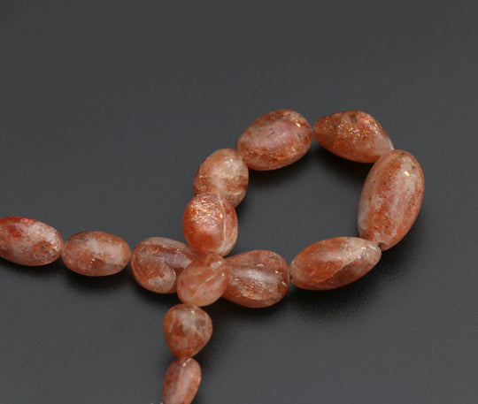 サンストーン スムース タンブル ビーズ、7x11 mm ～ 15x20 mm、サンストーン ジュエリー メイキング ビーズ、8 インチ / 20 cm フル ストランド、1 ストランドあたりの価格